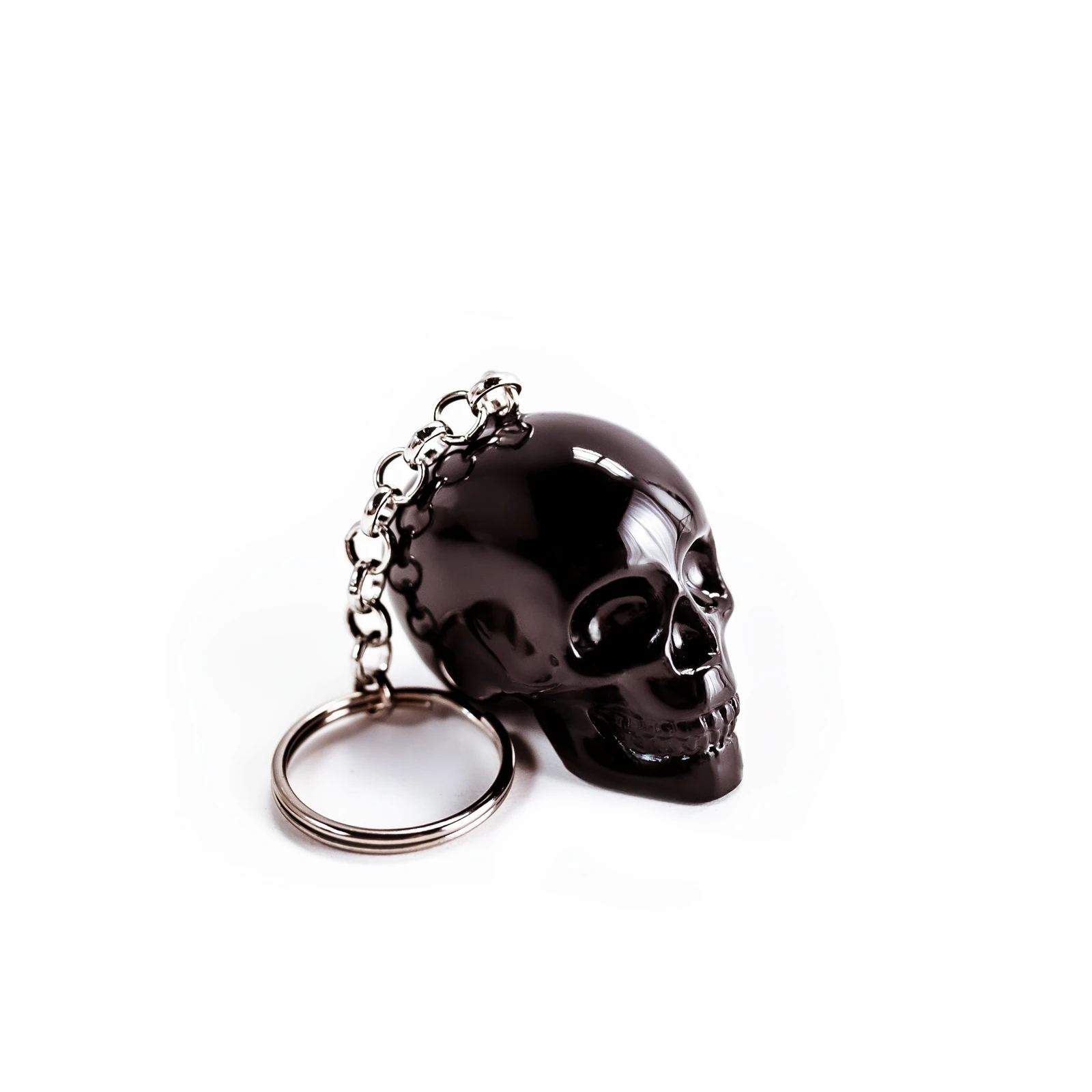 Gothic Keychain – Black Skull Keychain for Goth, Horror, Punk & Biker Fans - Image 2